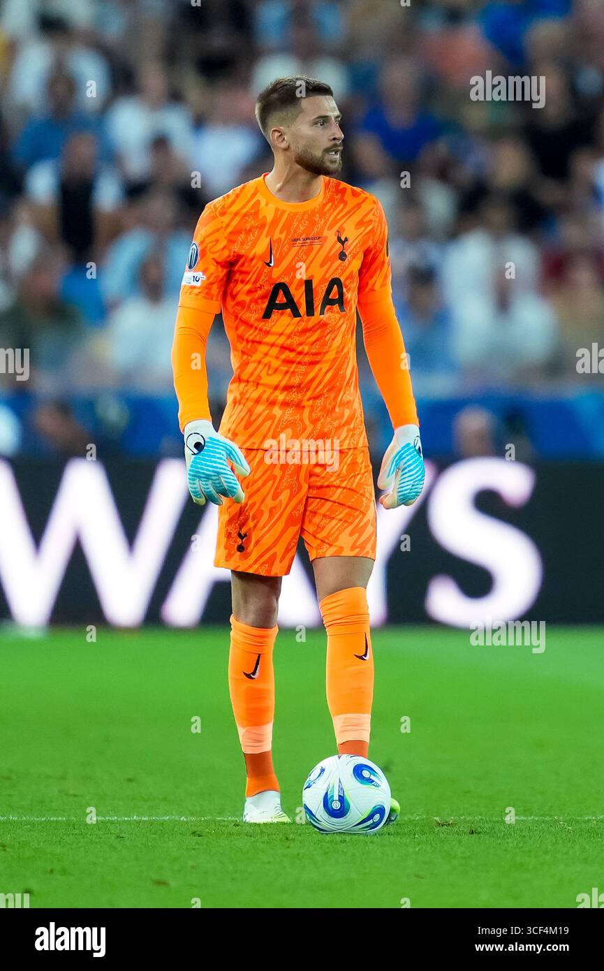 guglielmo-vicario-of-tottenham-hotspur-fc-during-the-uefa-super-cup