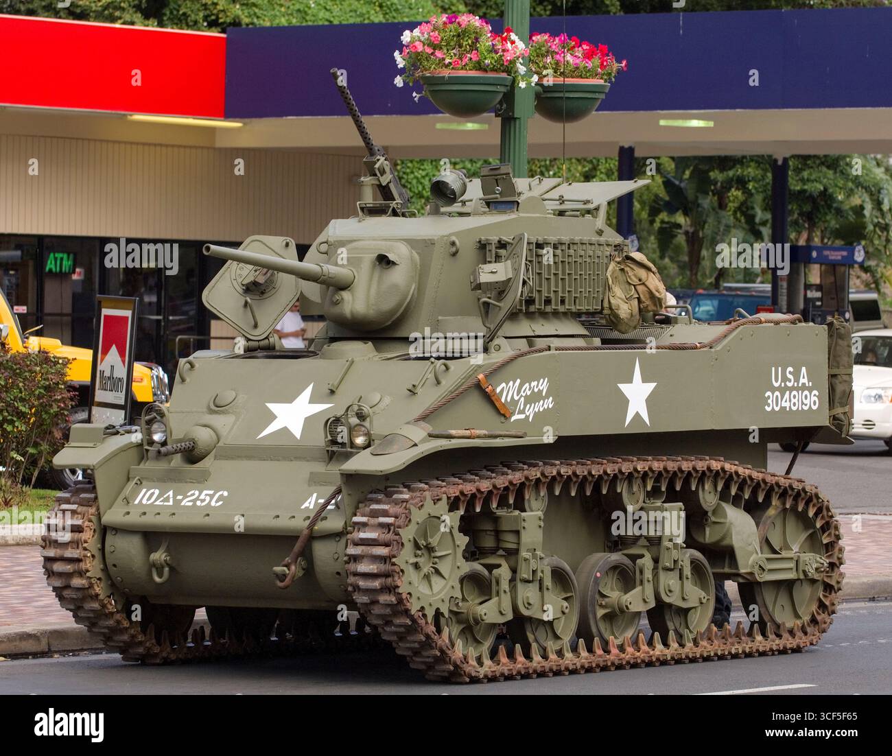 M5a1 stuart tank hi-res stock photography and images - Alamy
