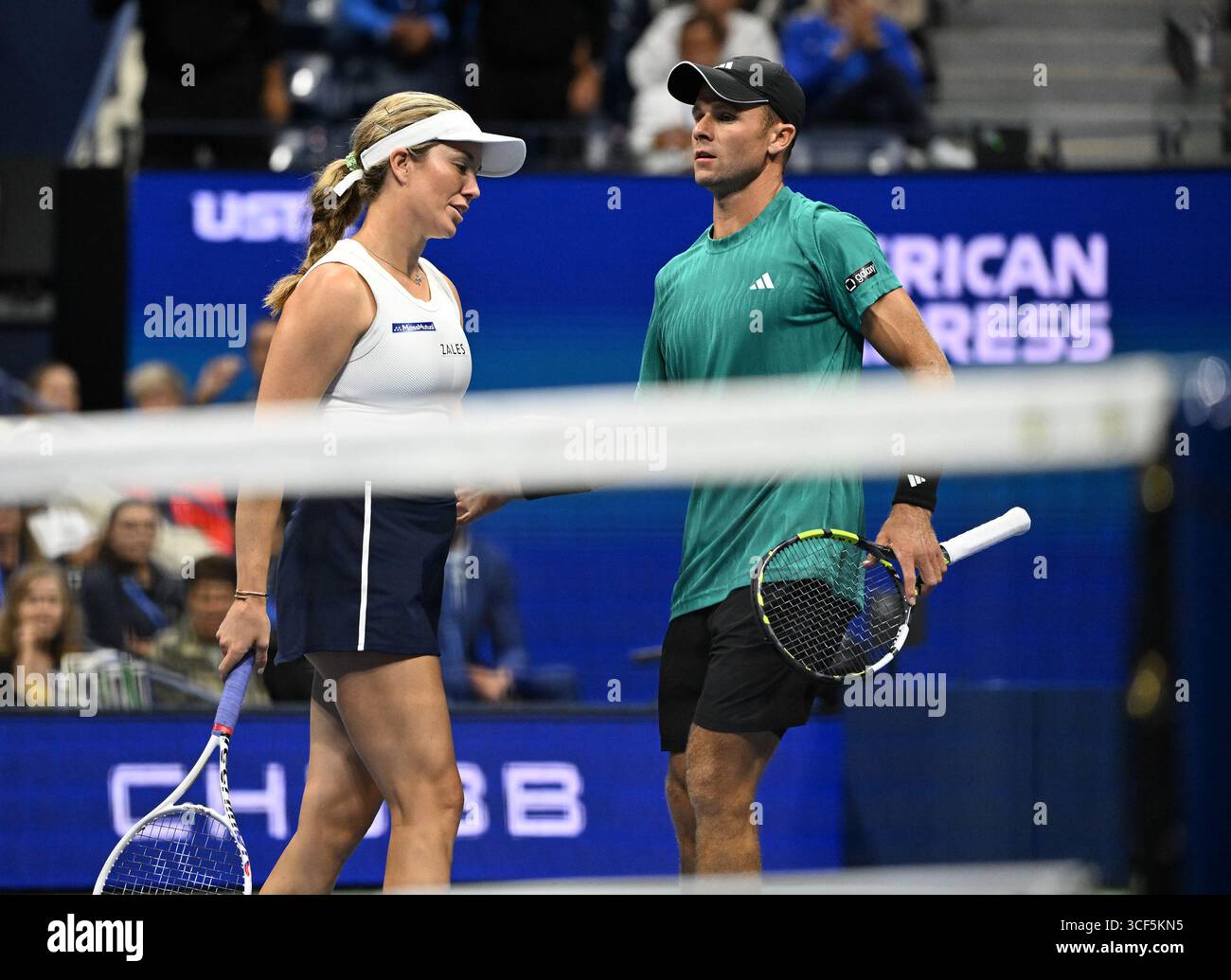 New York, United States. 20th Aug, 2025. Sara Errani and Andrea Vavassori Vs Danielle Collins and Christian Harrison during the Mixed Doubles Semi Finals on Arthur Ashe Stadium at the 2025 US Open Tennis Championship at the USTA Billie Jean King National Tennis Center in New York City on Wednesday, August 20, 2025 in New York City. Sara Errani and Andrea Vavassori react after defeating Danielle Collins and Christian Harrison 4-2-4-2 and advance to the finals. Photo by Larry Marano/UPI Credit: UPI/Alamy Live News Stock Photo