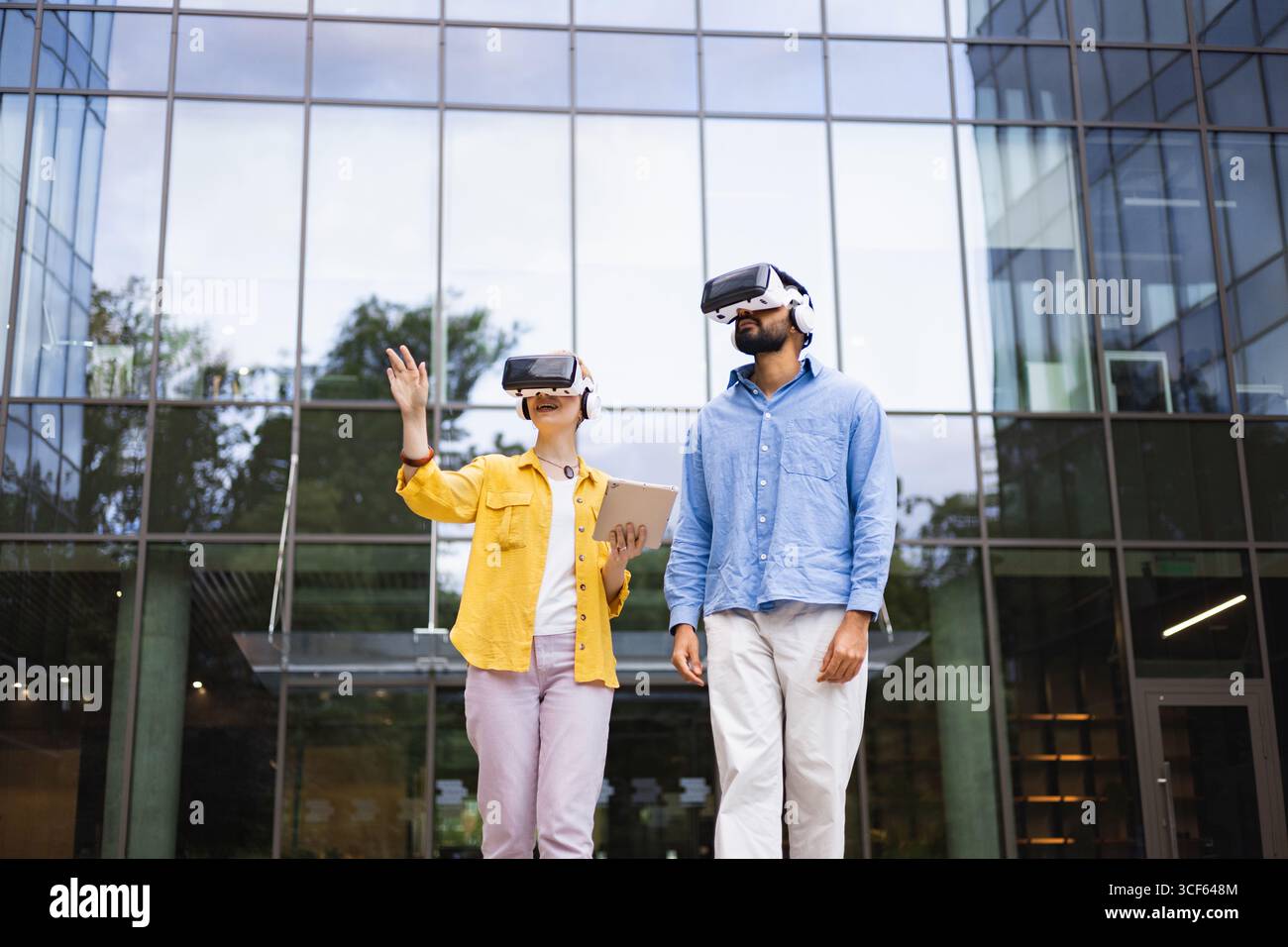Exploring the Metaverse With VR Stock Photo - Alamy