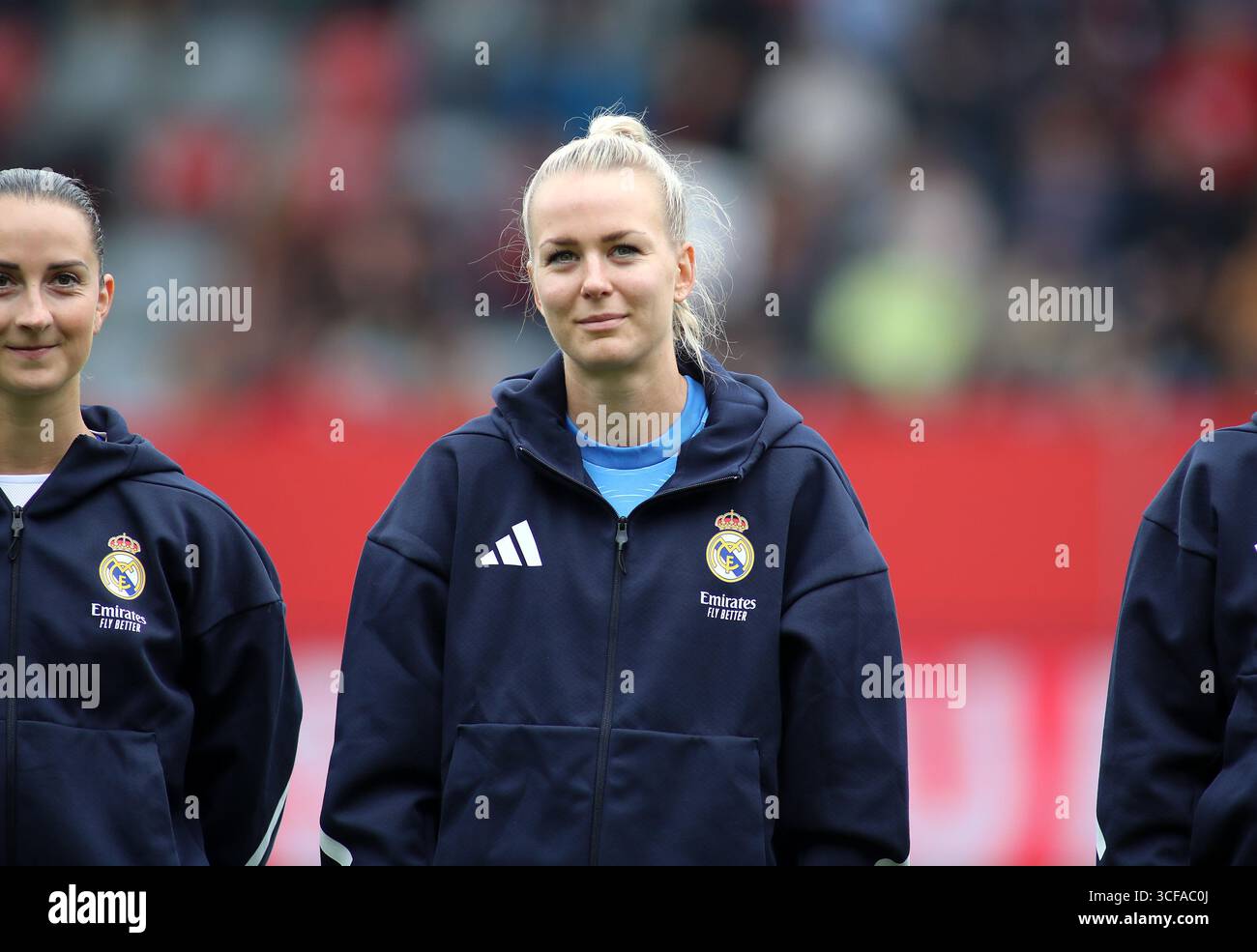 Merle frohms real madrid kopf hi res stock photography and images Alamy Merle frohms real madrid kopf hi res stock photography and images Alamy