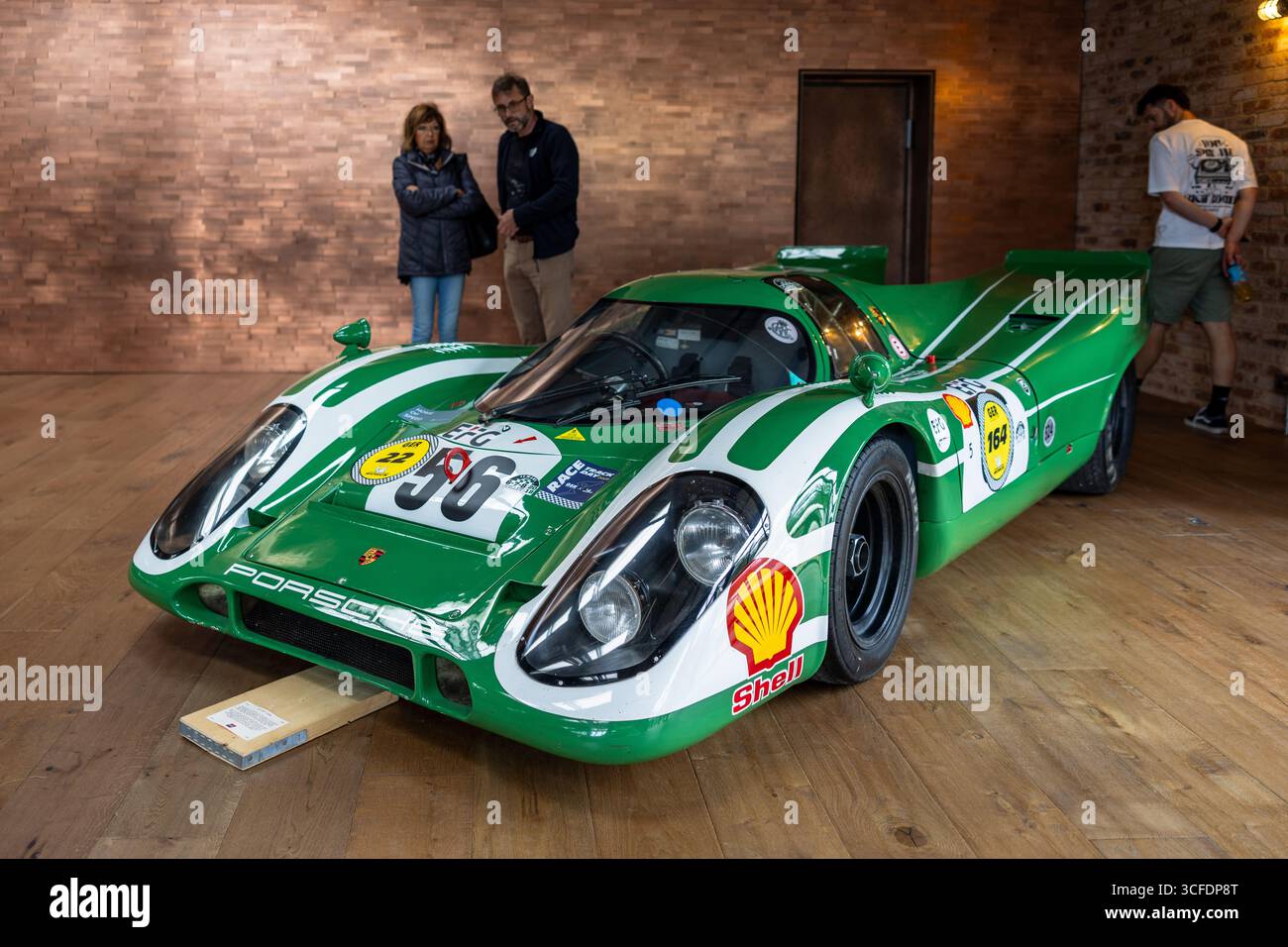 Porsche 917 racing car hi-res stock photography and images - Alamy