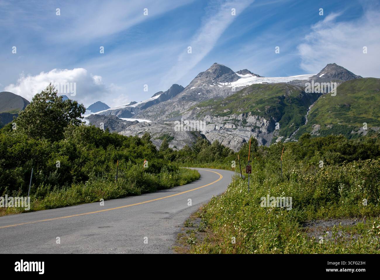 Worthington Glacier, one of Alaska’s most accessible glaciers Is a short ride from Valdez and sits in Thompson Pass along the Richardson Highway. Stock Photo