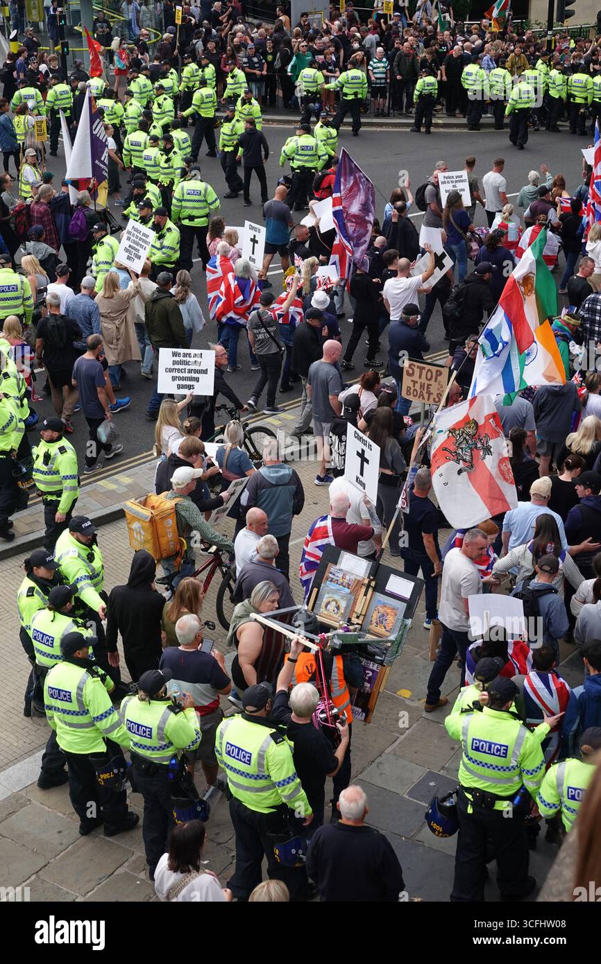 Deportation Rally Liverpool, UK. 23rd August, 2025. UKIP mass deportation rally is met ...