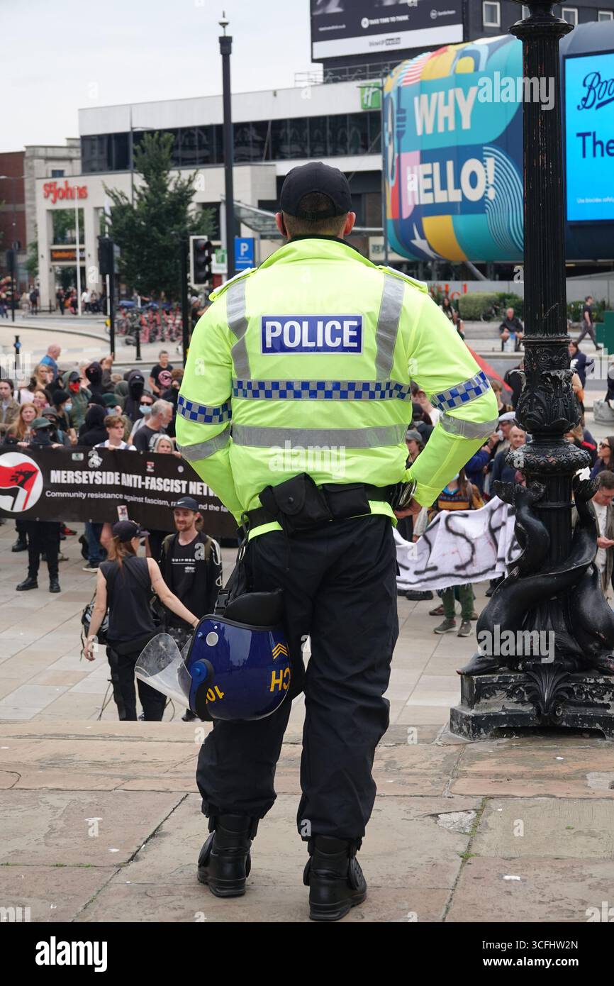 Liverpool, UK. 23rd August, 2025. UKIP mass deportation rally is met ...