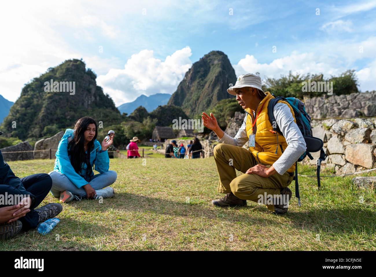 Machu picchu people hi-res stock photography and images - Alamy