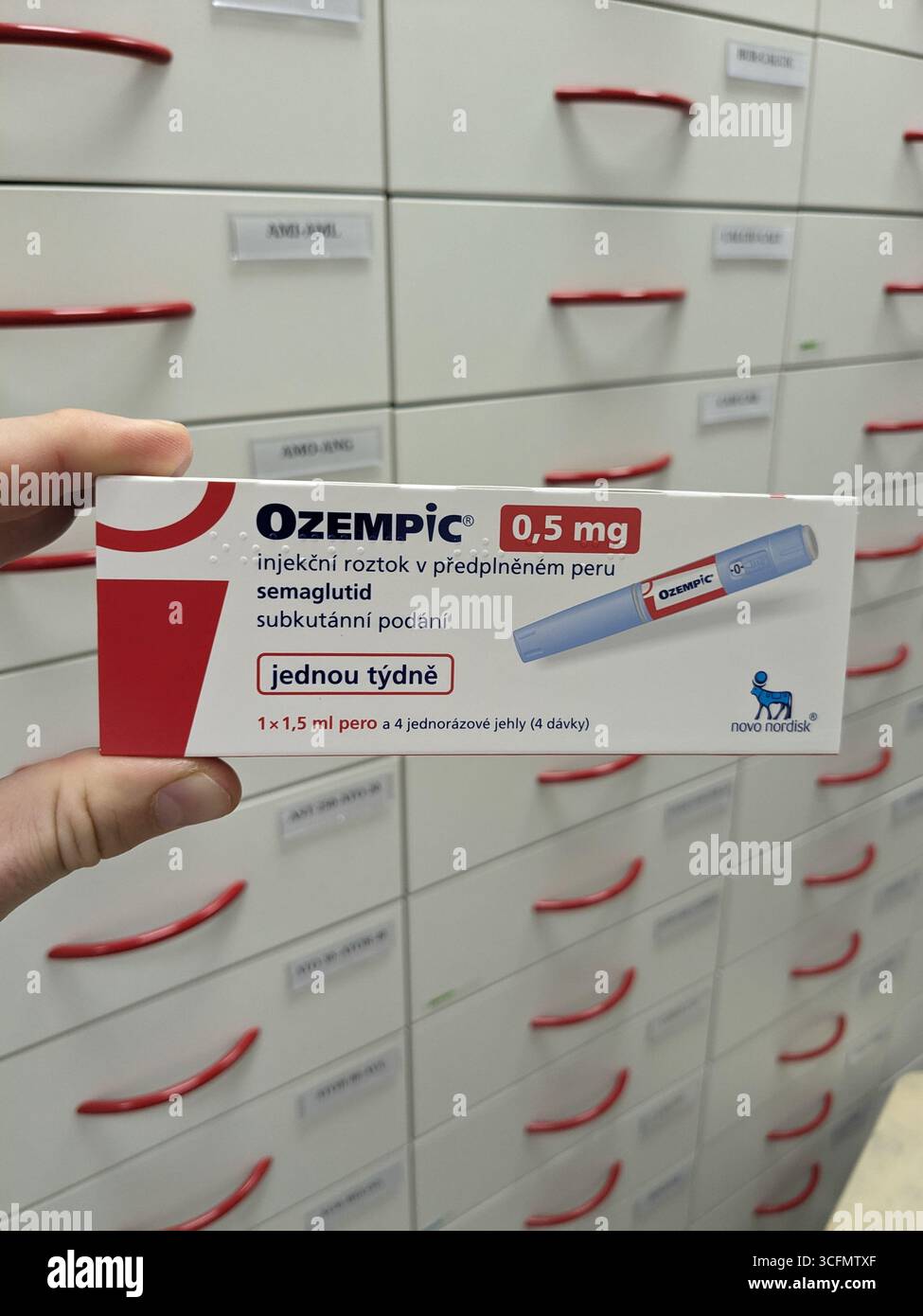 semaglutide brasil Semaglutidum hi-res stock photography and images