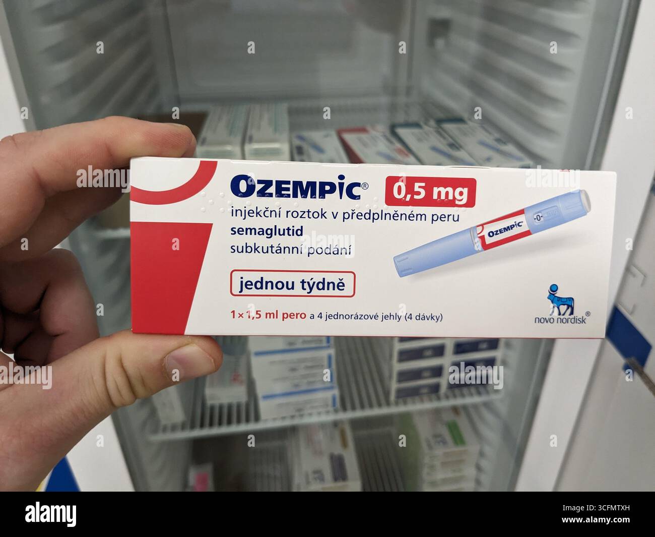 semaglutide brasil Semaglutide vial hi-res stock photography and images