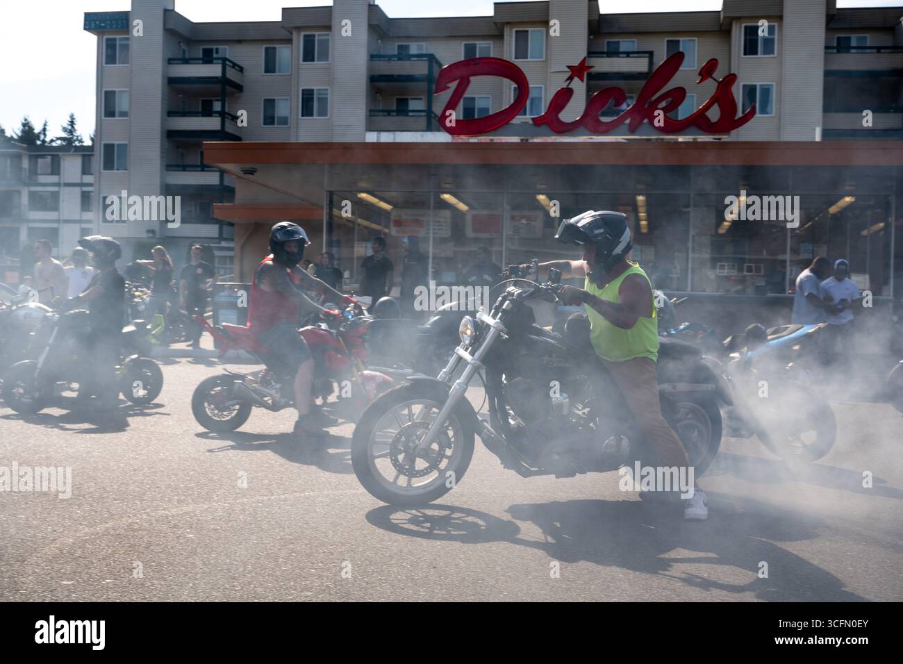 Seattle, USA. 23 Aug, 2025. Around 3:00pm the annual Bomb Squad ride ...
