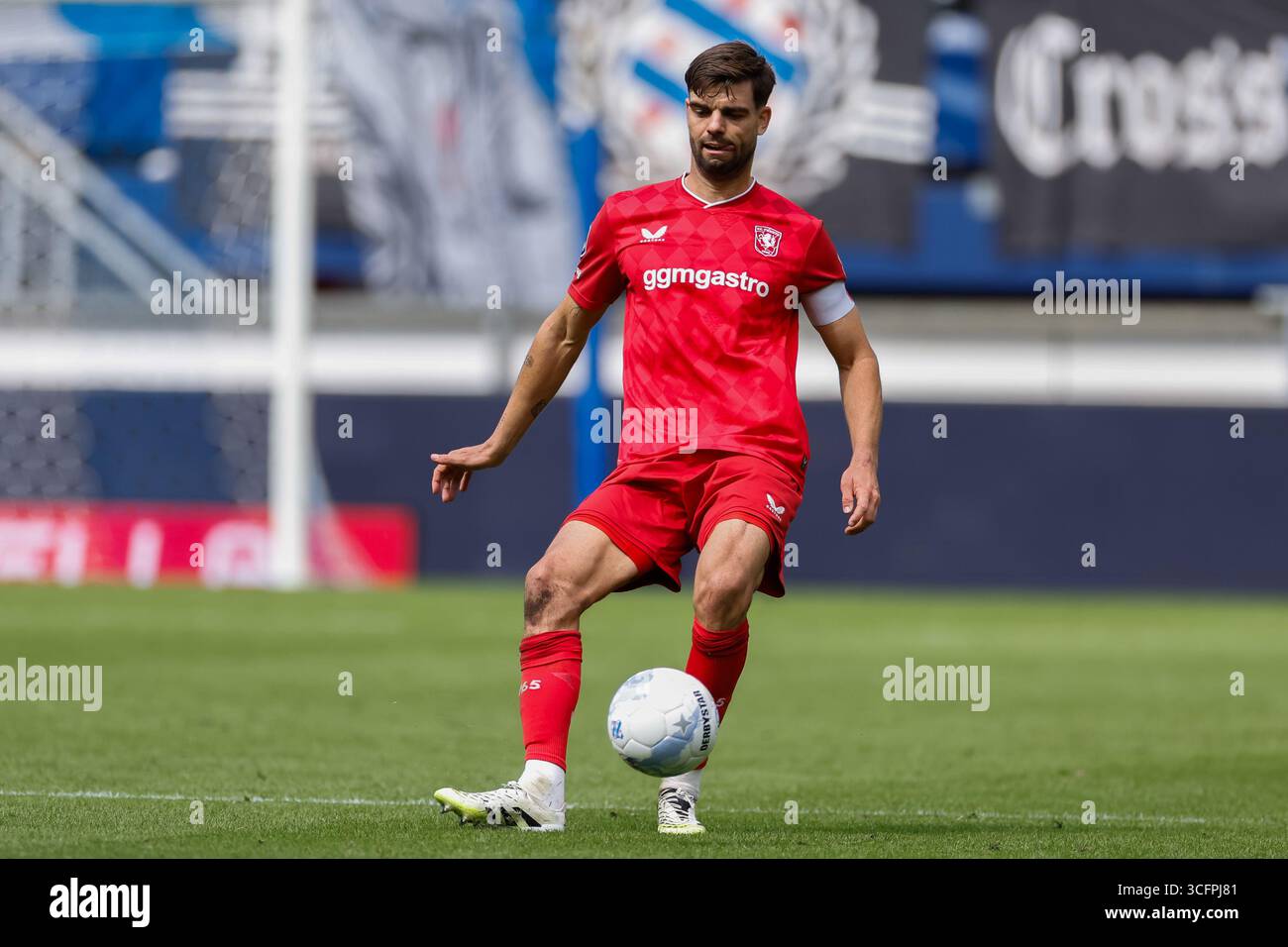 Robin Propper Robin Propper of FC Twente controls the ball during the Dutch ...