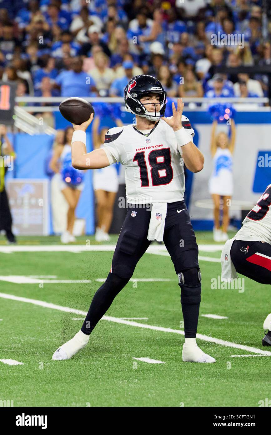 Houston Texans quarterback Graham Mertz (18) passes against the Detroit ...