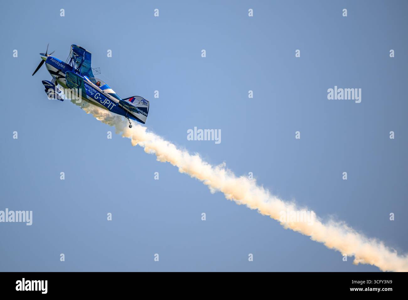 Rich Goodwin's Jet Powered Pitts Special, G-JPIT, performing at ...