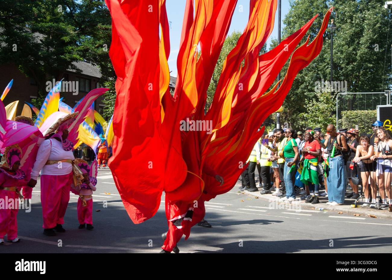 Colourful costumes hi-res stock photography and images - Alamy