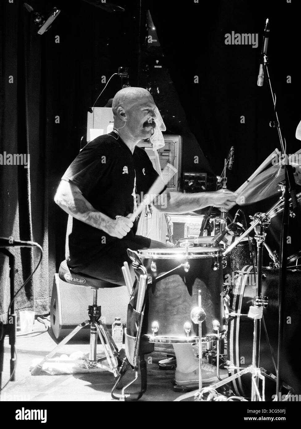 Tattoos hi-res stock photography and images - Page 181 - Alamy, image size:975x1390