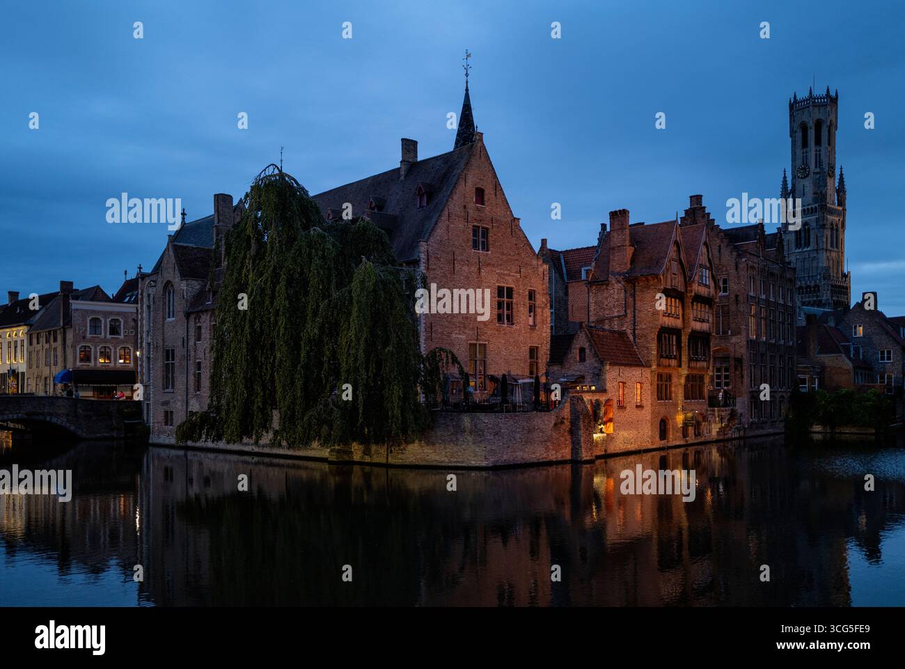 Rozenhoedkaai Belfry Bruges Unesco Hi res Stock Photography And Images rozenhoedkaai-belfry-bruges-unesco-hi-res-stock-photography-and-images