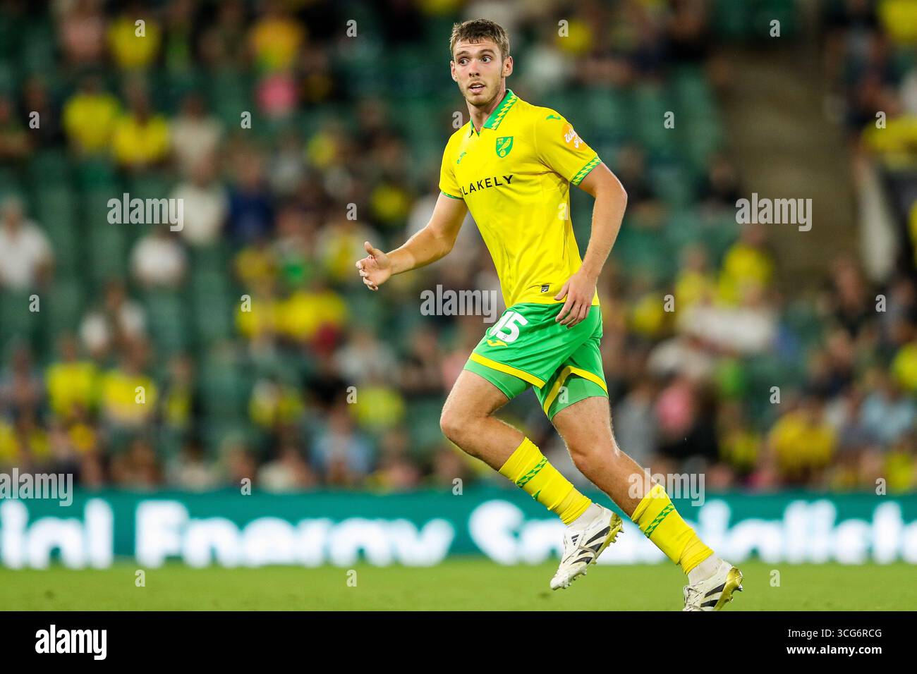 Ruairi Mcconville Of Norwich City In Action During The Carabao Cup Ruairi Mcconville Of Norwich City In Action During The Carabao Cup Match Norwich City Vs Southampton At Carrow Road Norwich United Kingdom 26th August 2025photo By Izzy Polesnews Images 3CG6RCG