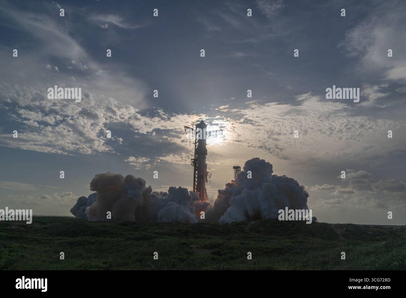 From the beach side dune area Remote dune photos SpaceX Starship Flight ...