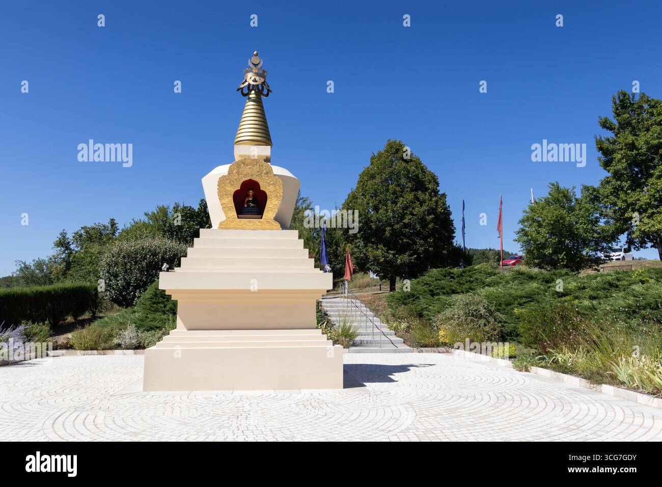 SARLAT-LA-CANEDA, FRANCE, 16 JULY 2025: A beautiful white Stupa at Dhagpo Kagyu Ling Buddhist Temple in the Dordogne area of France. The temple was fo - Stock Image