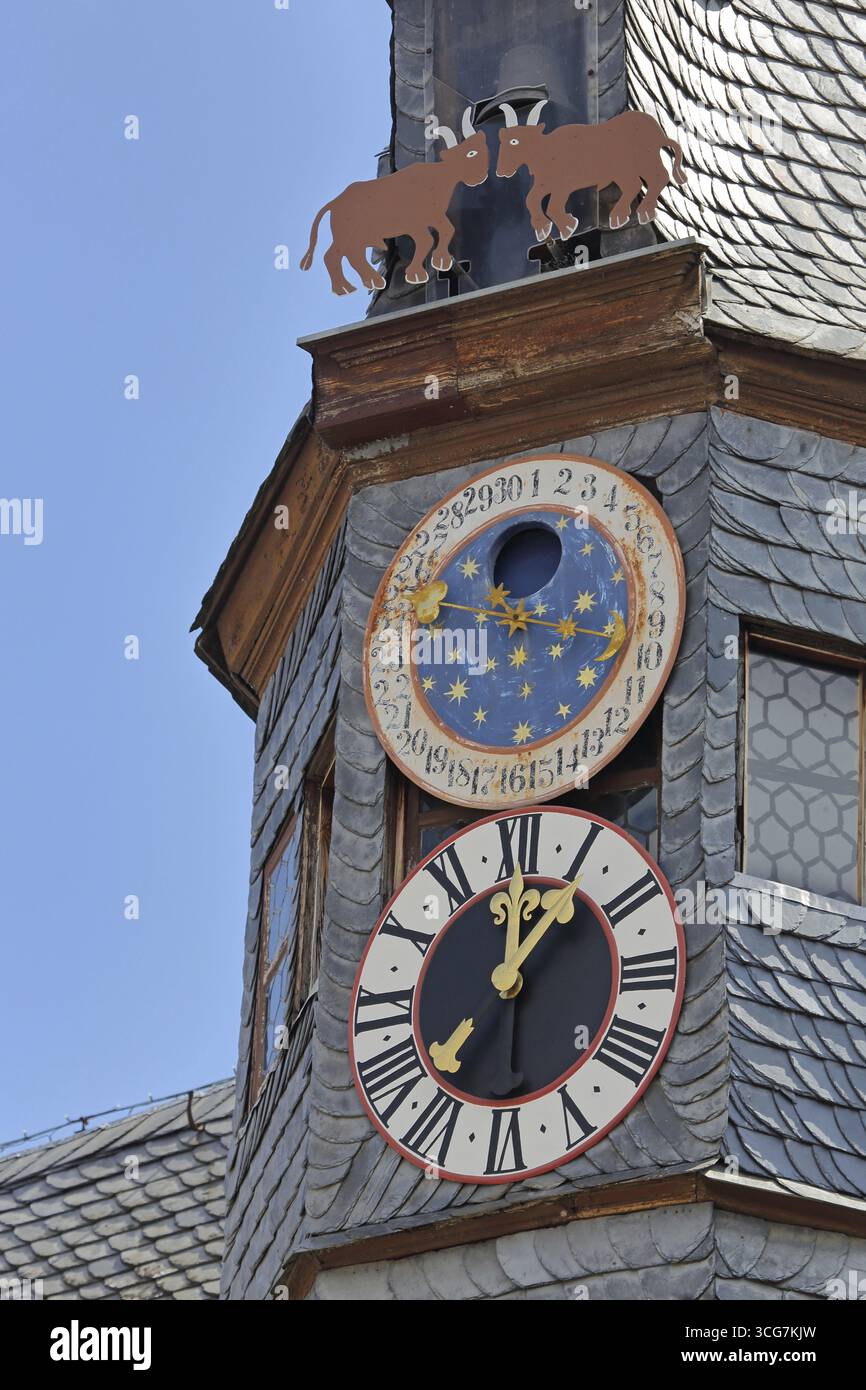 Heraldic moon symbol hi-res stock photography and images - Alamy