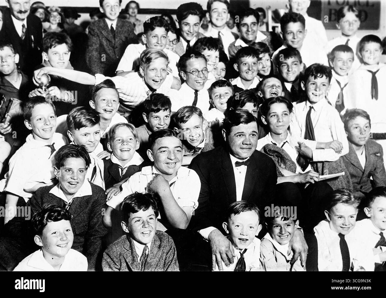 Babe Ruth with young fans – The Bam and his gang 1923 Stock Photo - Alamy