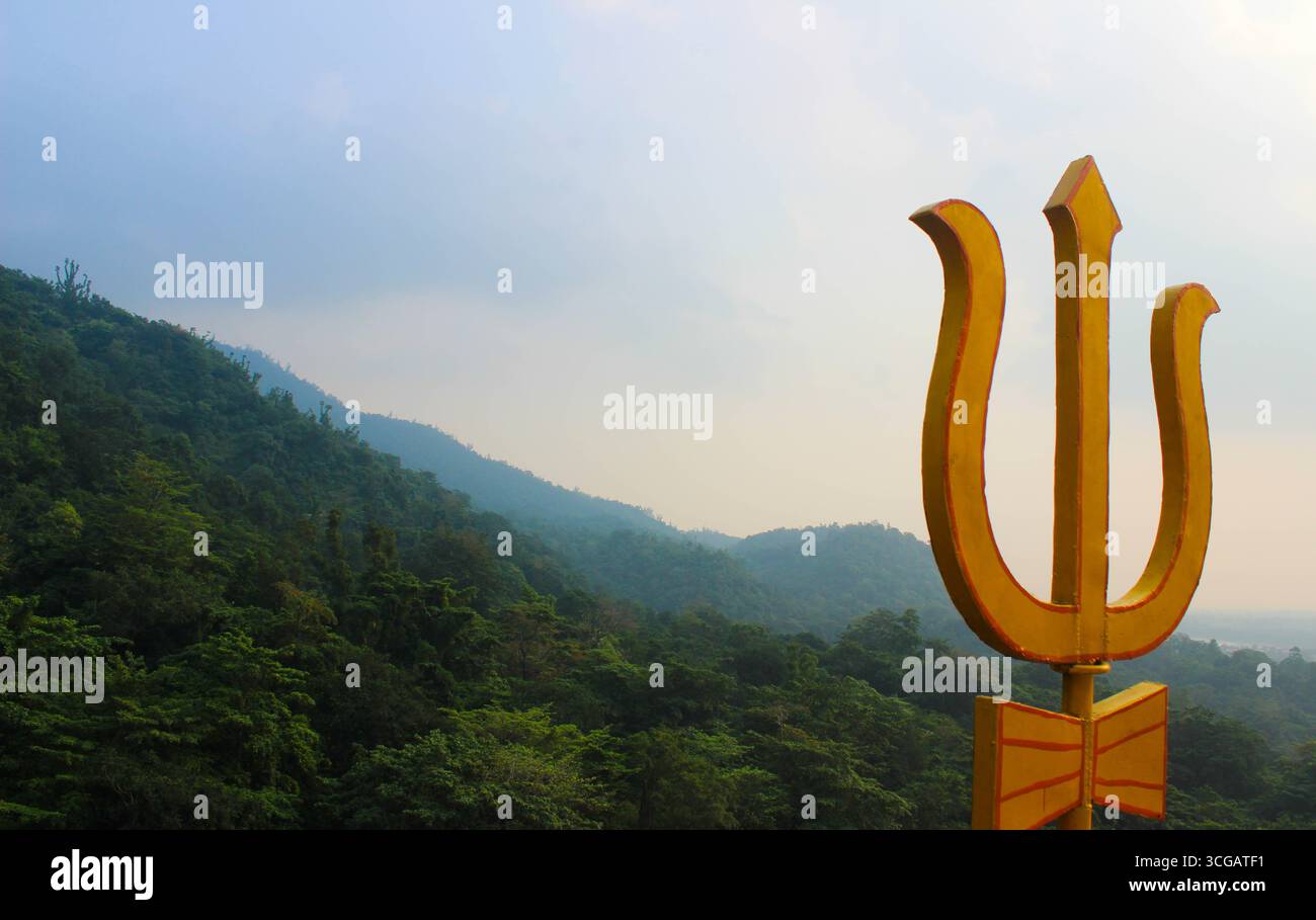 Scenic views of town of Rishikesh in India. the spiritual heart of yoga ...