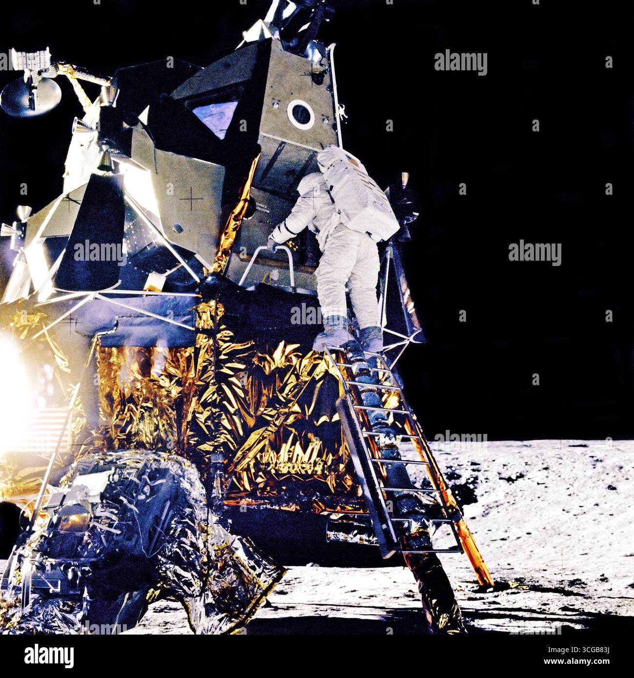 Alan bean apollo 12 intrepid lm lunar module moon moonwalk hi-res