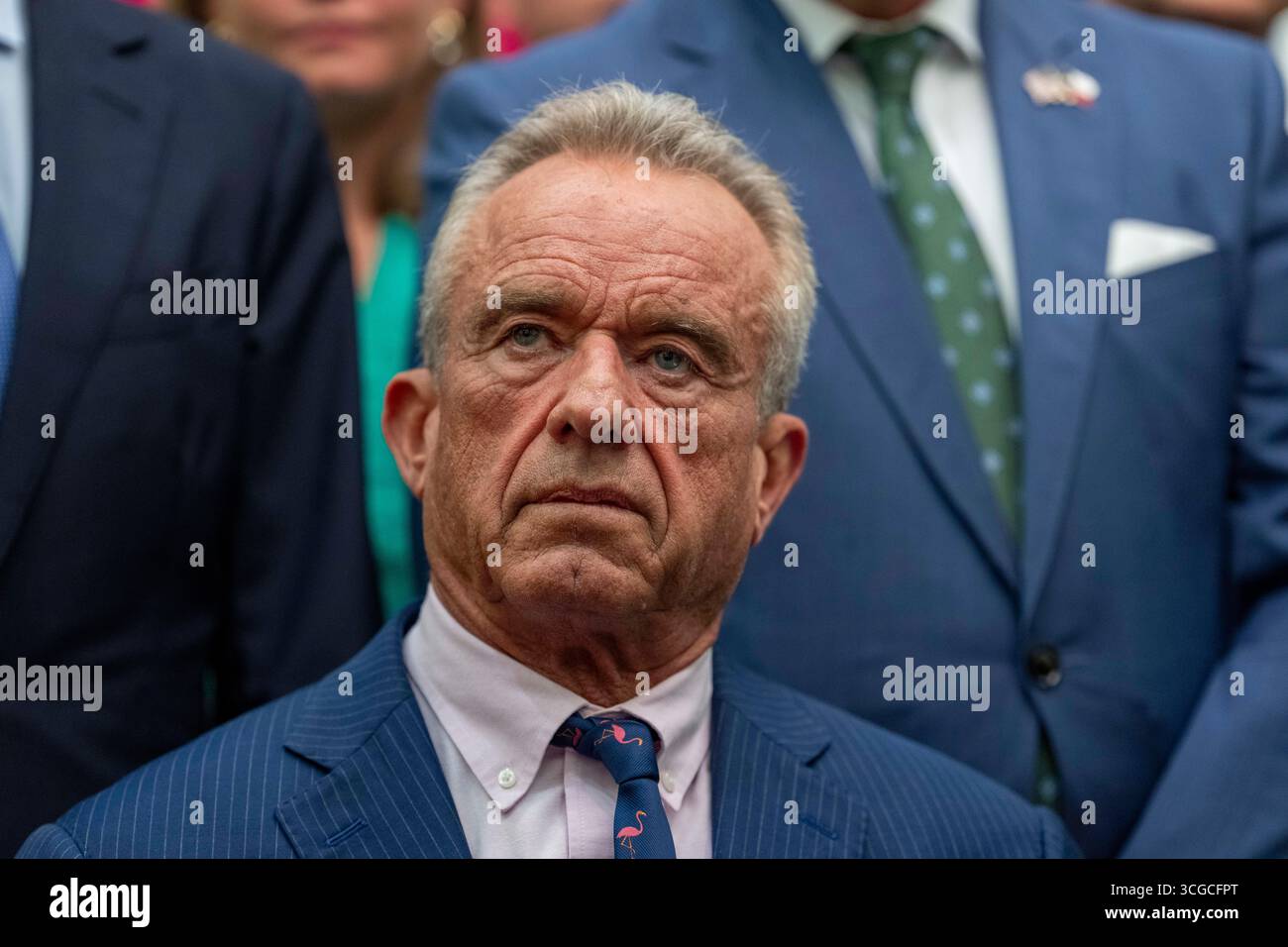 Austin, United States. 27th Aug, 2025. U.S. Secretary of Health & Human Services ROBERT F. KENNEDY, JR. speaks to the press at the Texas Capitol after Gov. Greg Abbott (not shown) finished signing three Health-related bills regulating additives, forbidding welfare benefits to pay for sugary snacks and other health measures on August 27, 2025. Credit: Bob Daemmrich/Alamy Live News Stock Photo