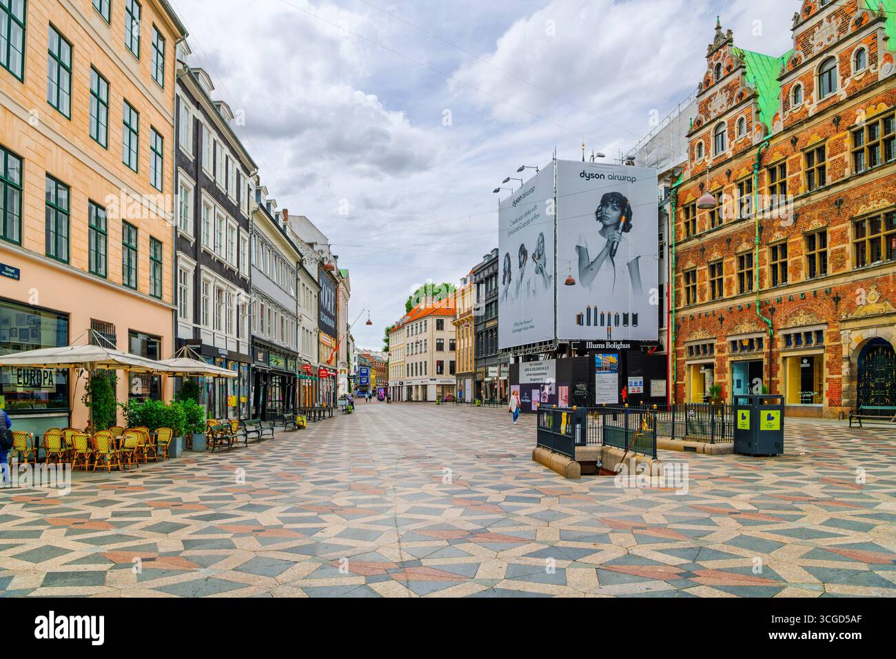 Early morning view of Strøget, a pedestrian, car-free shopping area and ...