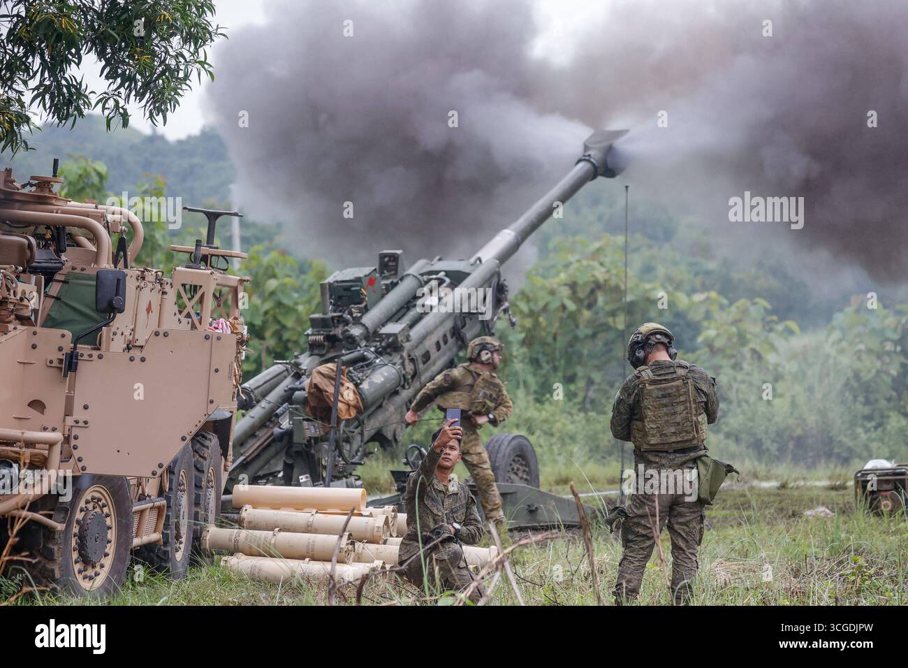 Philippines and Australia conduct military exercises A Filipino soldier ...