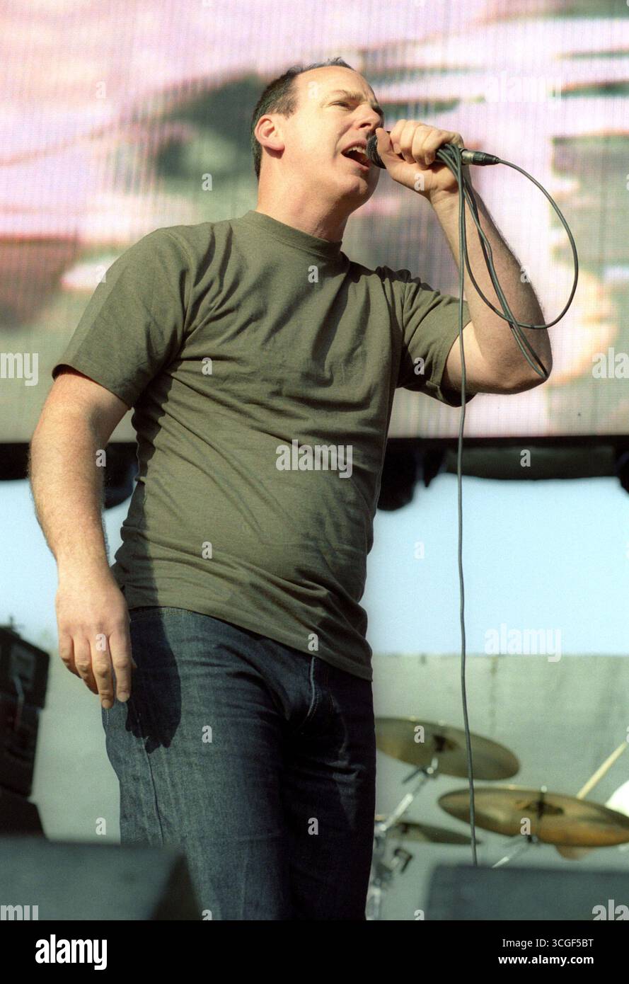 Greg Graffin of Bad Religion at the KROQ Weenie Roast at Verison Wireless Amphitheatre in California - 19 May 2007 Stock Photo