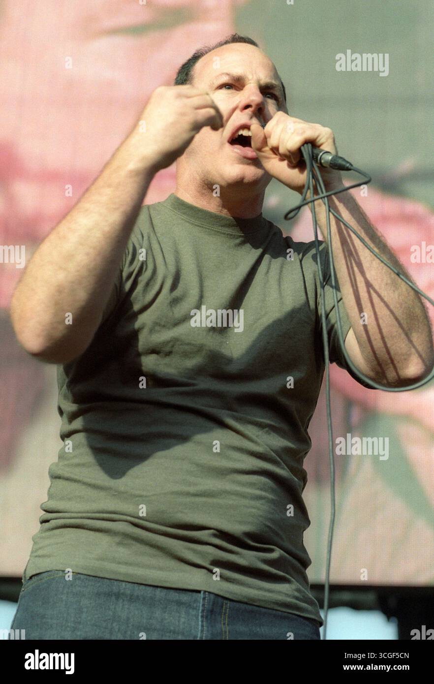 Greg Graffin of Bad Religion at the KROQ Weenie Roast at Verison Wireless Amphitheatre in California - 19 May 2007 Stock Photo