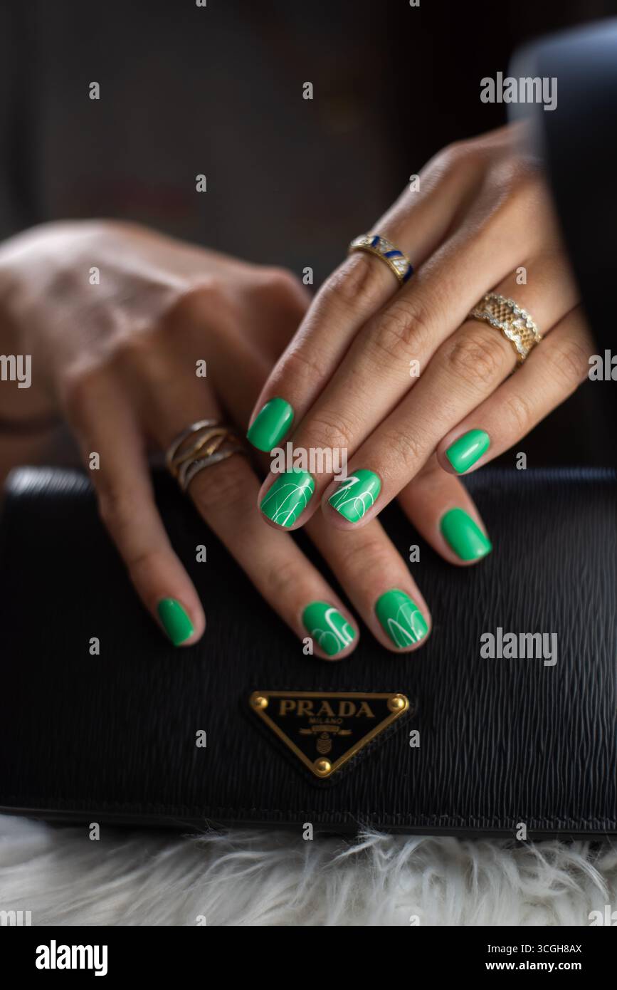 Green nails polish hi-res stock photography and images - Alamy