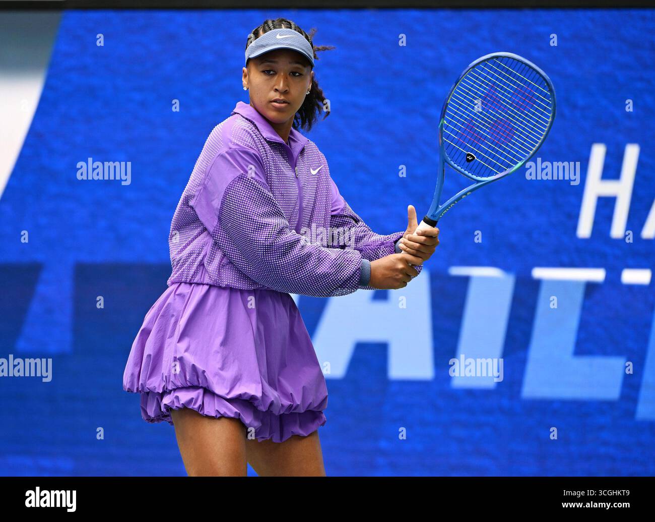 Flushing Meadows, United States. 28th Aug, 2025. FLUSHING NY- AUGUST 28: Naomi Osaka Vs Hailey Baptiste on Louis Armstrong Stadium at the USTA Billie Jean King National Tennis Center on August 28, 2025 in Flushing Queens. CAP/MPI04 © MPI04/Capital Pictures Credit: Capital Pictures/Alamy Live News Stock Photo
