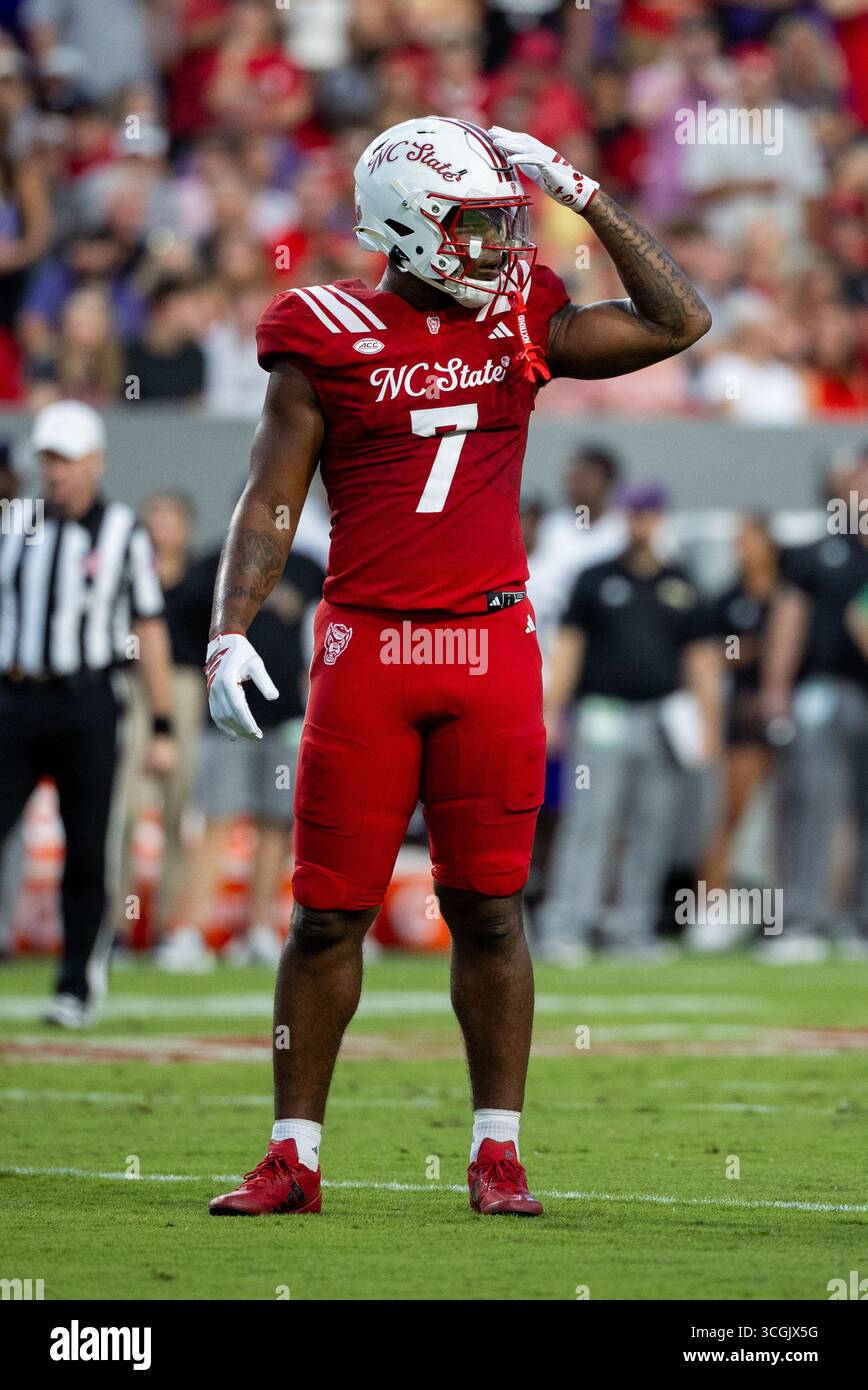 August 28, 2025: North Carolina State Wolfpack tight end Justin Joly (7 ...