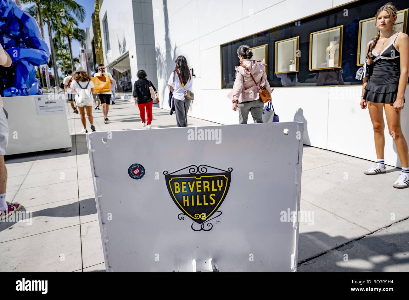 LOS ANGELES - Rodeo Drive is a world-famous luxury shopping street ...