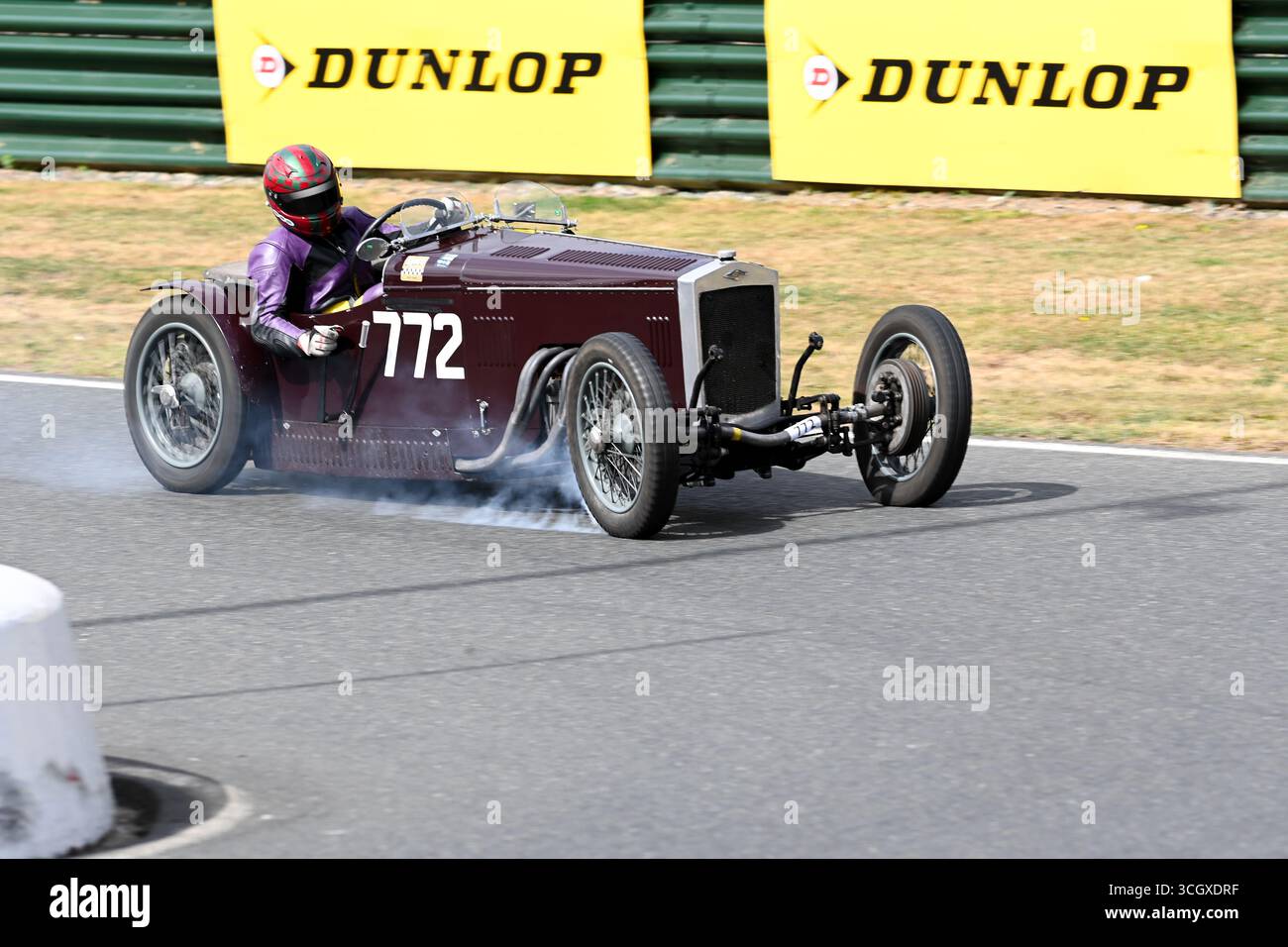 V.S.C.C. Bob Gerard Memorial Trophy Race Meeting, Mallory Park Racing ...