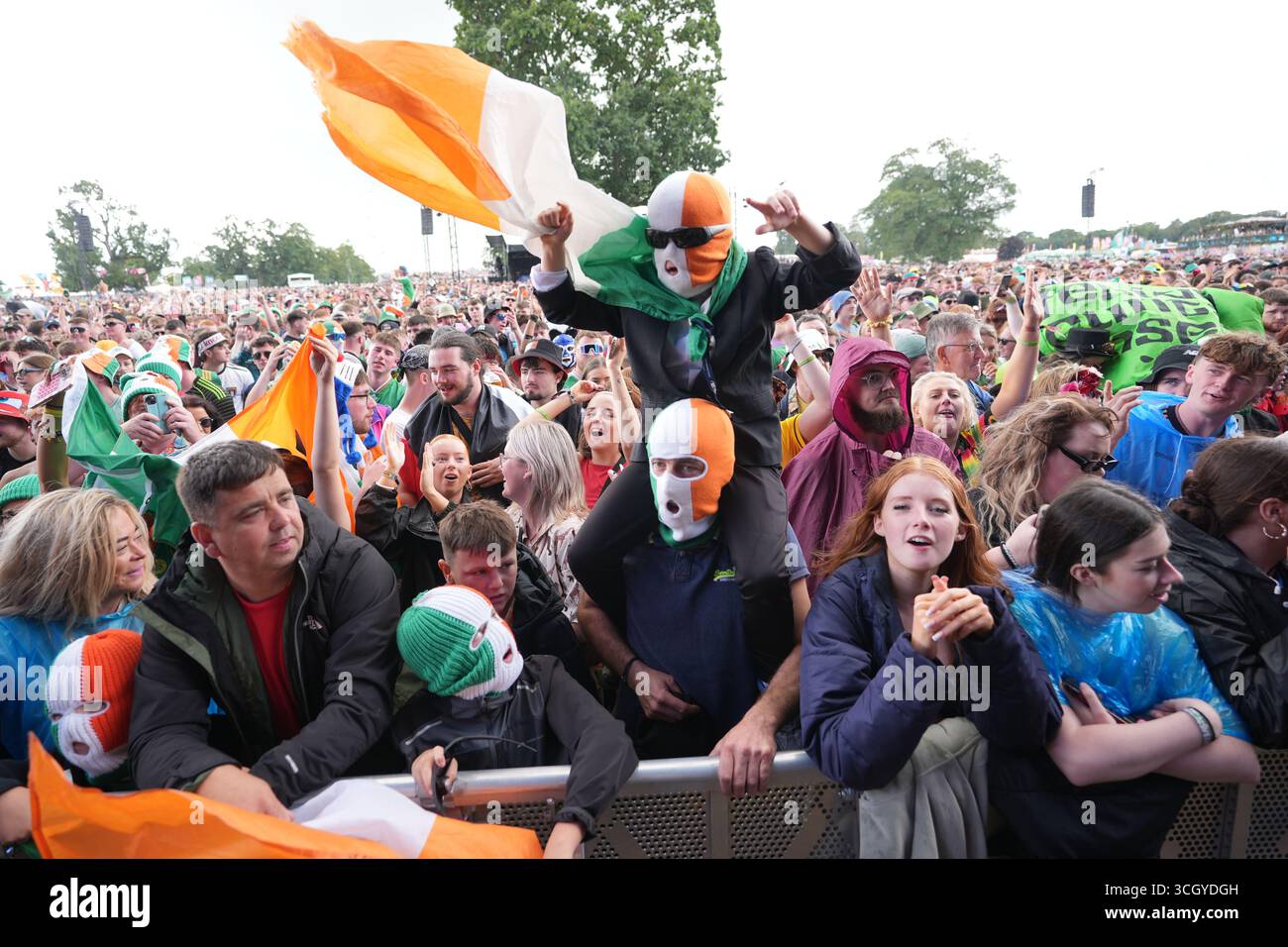 Vivid In Pictures: Day Two Electric Picnic Picture Illustration Vivid In Pictures: Day Two Electric Picnic Picture Illustration