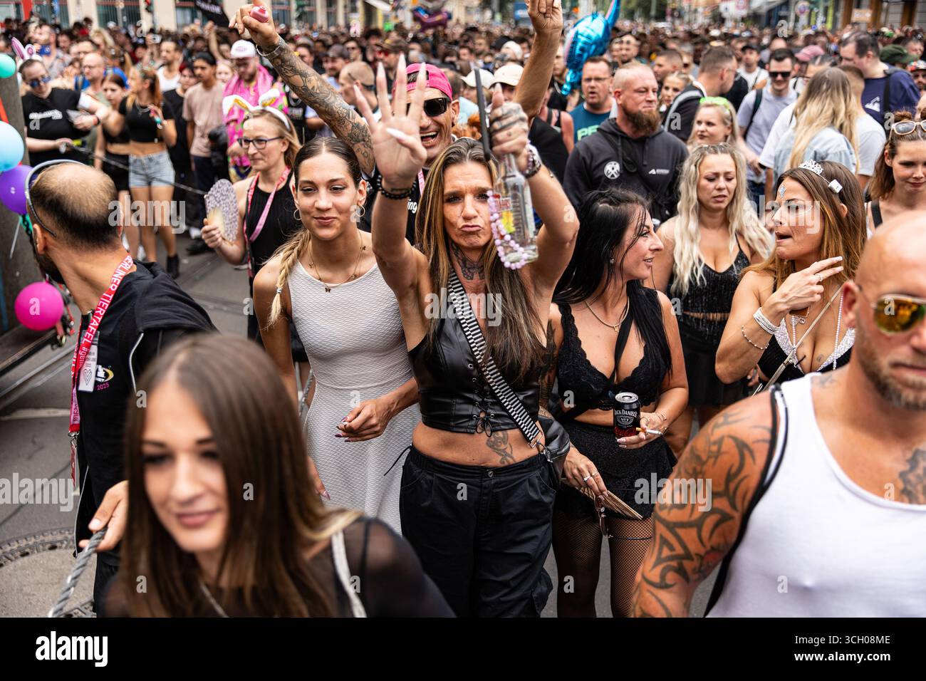 Techno truck hi-res stock photography and images - Page 2 - Alamy