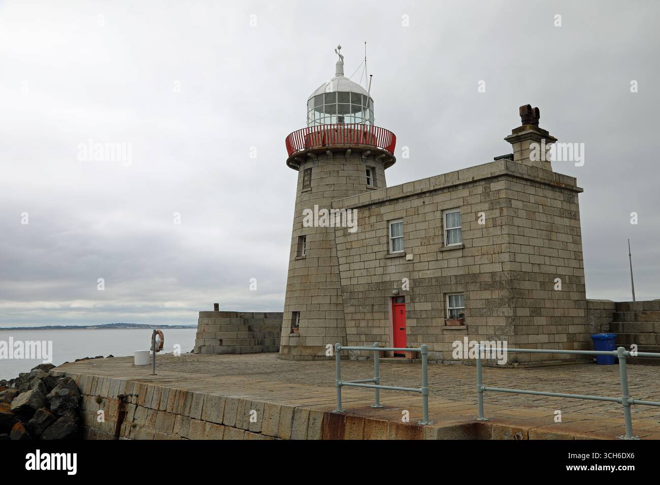 Old irish lighthouse hi-res stock photography and images - Alamy