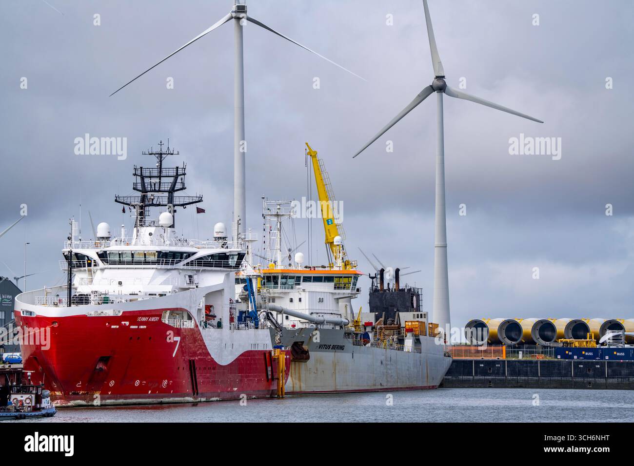 Work boats in the seaport of Eemshaven, dredger Vitus Bering, in the ...
