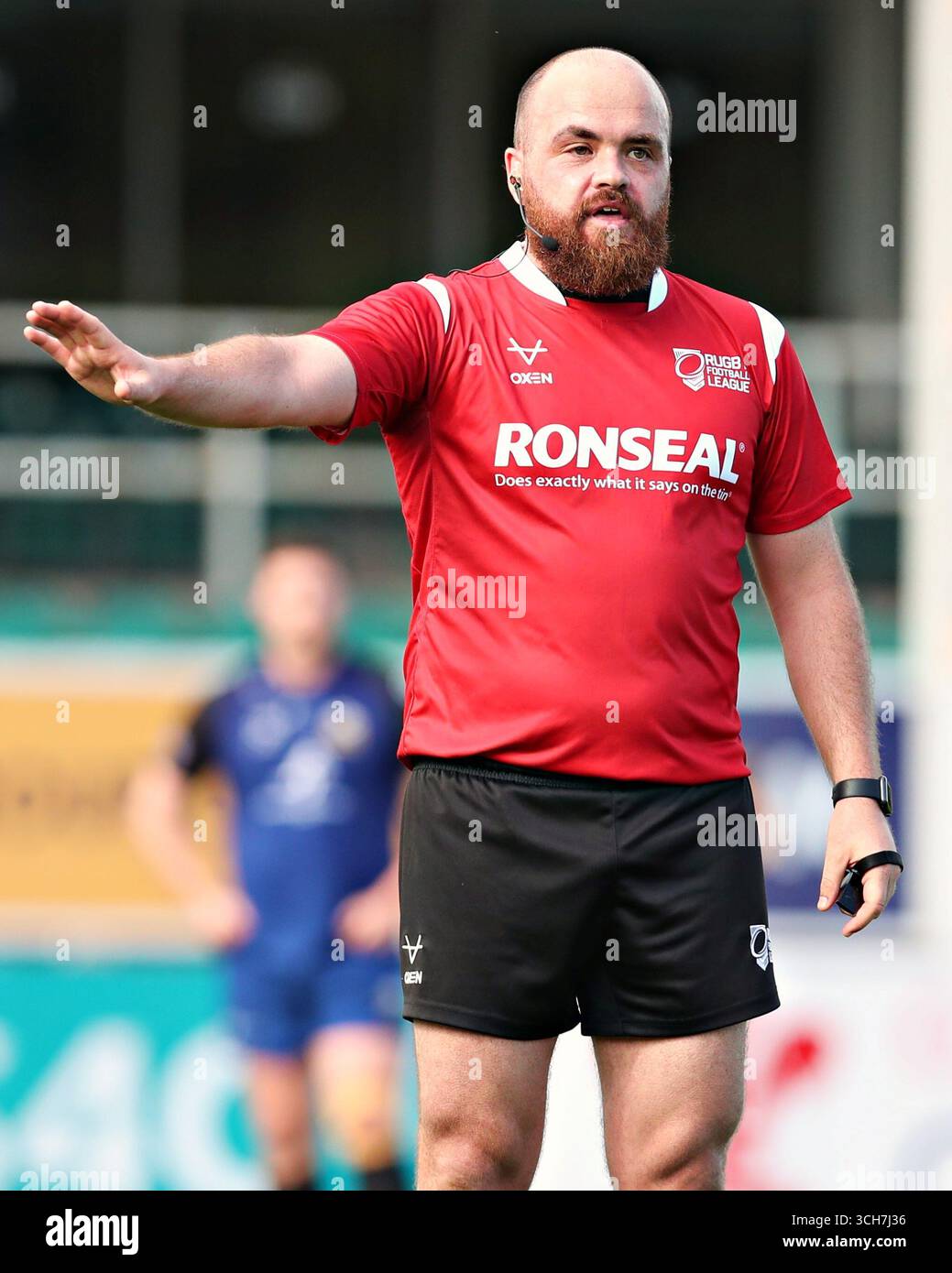 Referee andy sweet hi-res stock photography and images - Alamy