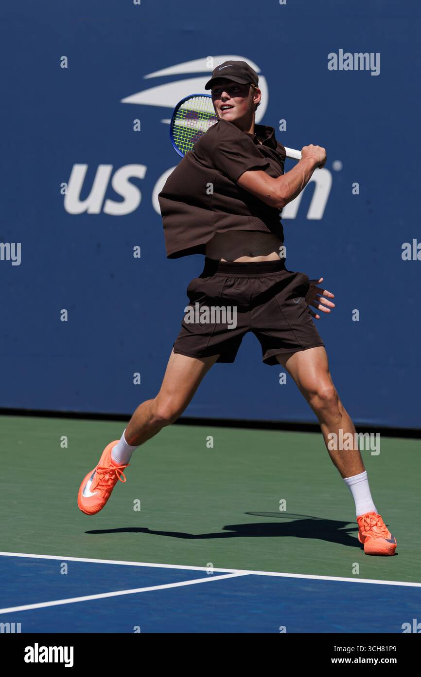 Lleyton Hewitt レイントン　ヒューイット選手　ポスター Lleyton hewitt hi-res stock photography and images - Alamy