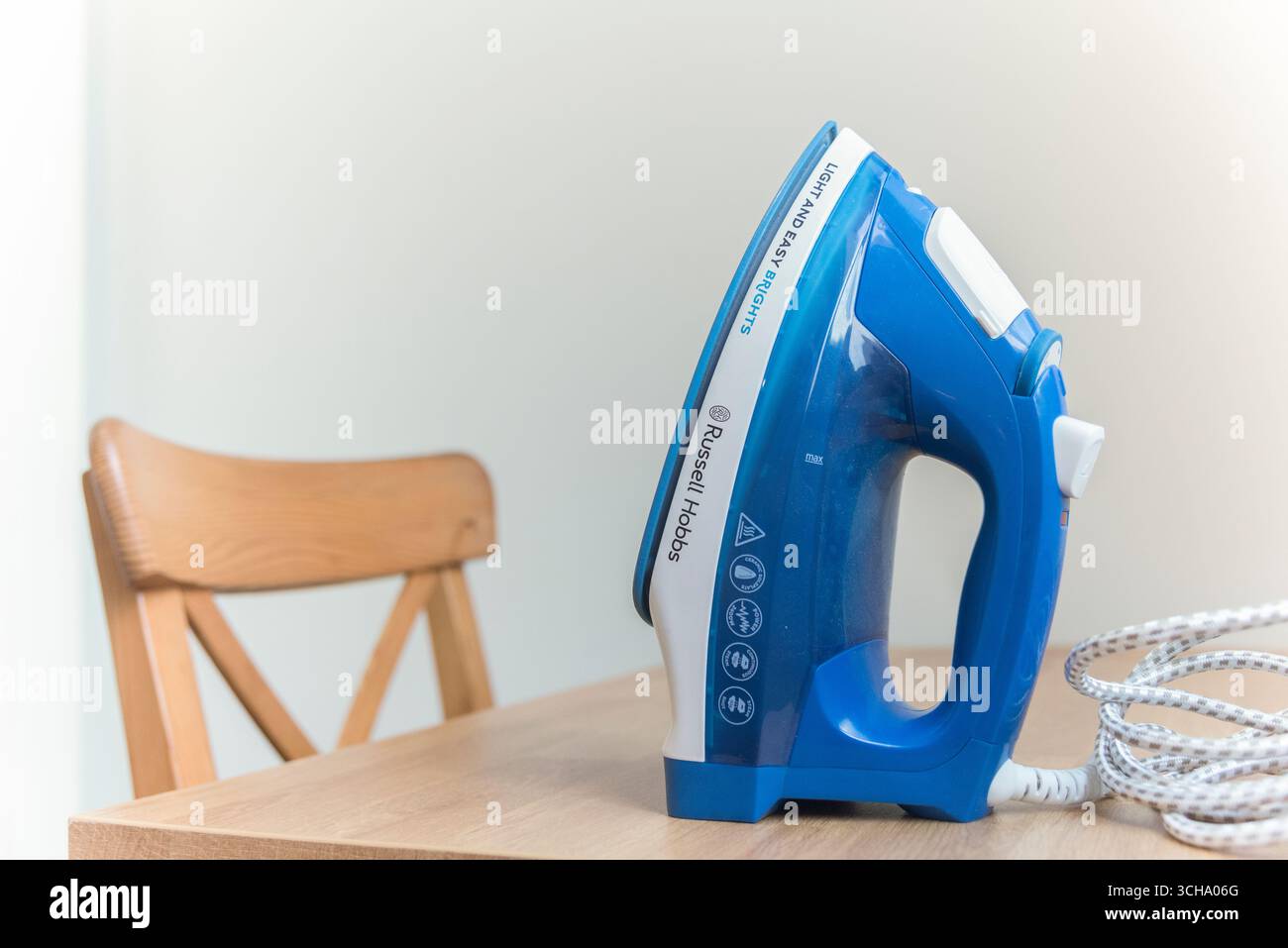 Basic Furnashing Paredes de la casa hi-res stock photography and images - Alamy