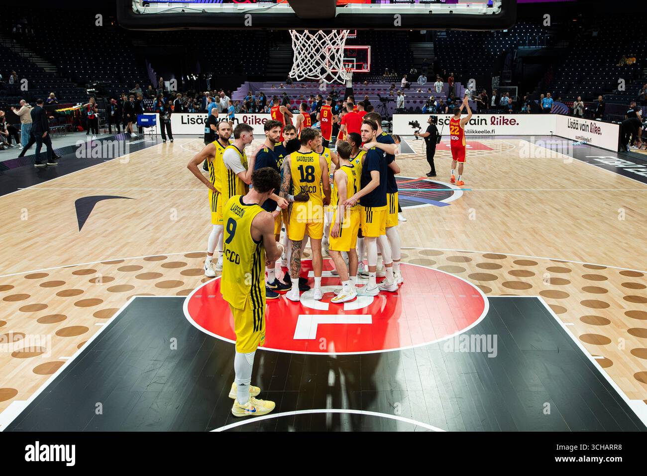 250901 The players of Sweden look dejected after the FIBA Eurobasket ...