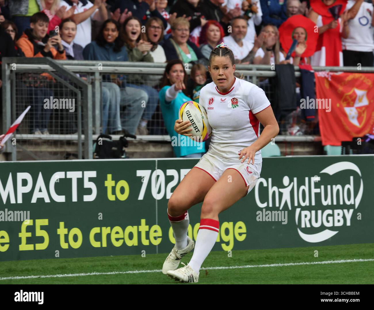 Red Roses Jess England's(Red Roses)Jess Breach(Saracens) in action during Women’s ...