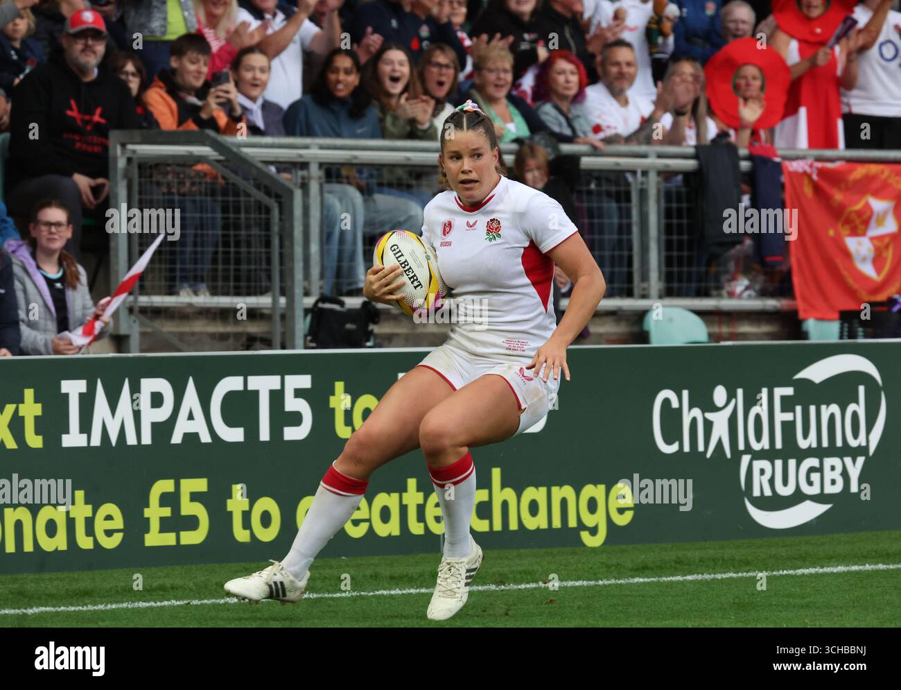 Red Roses Jess England's(Red Roses)Jess Breach(Saracens) in action during Women’s ...