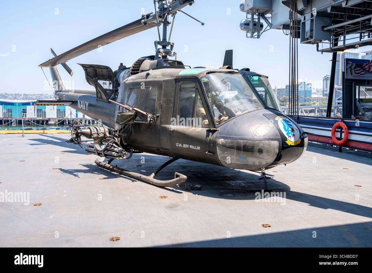Huey gunship hi-res stock photography and images - Alamy