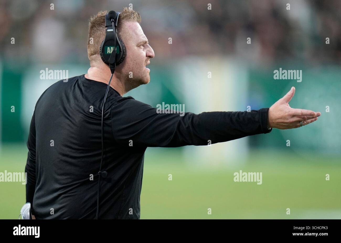 Usf Coach South Florida head coach Alex Golish against Boise State during the ...
