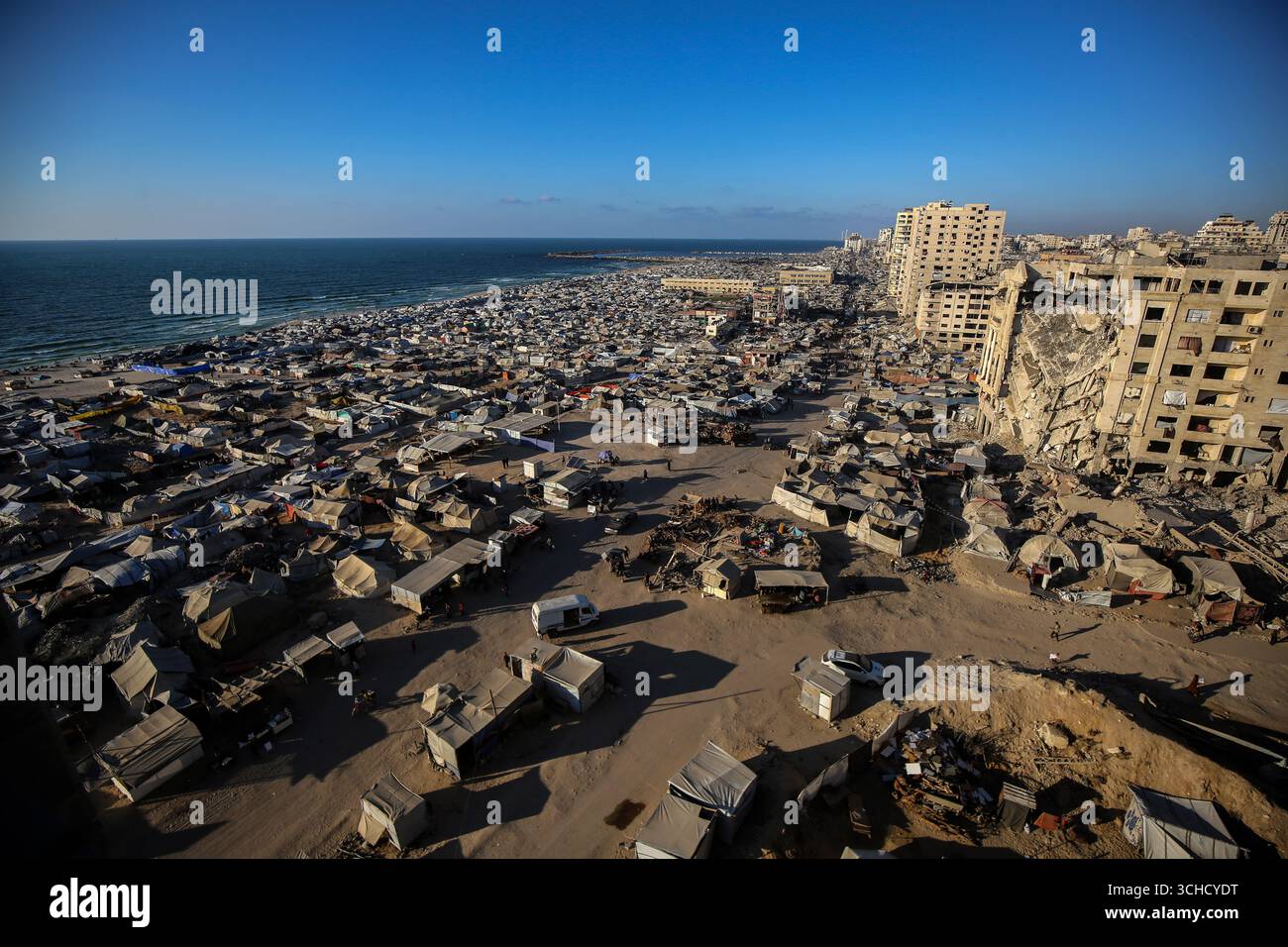 (250901) -- GAZA, Sept. 1, 2025 (Xinhua) -- Photo taken on Sept. 1 ...