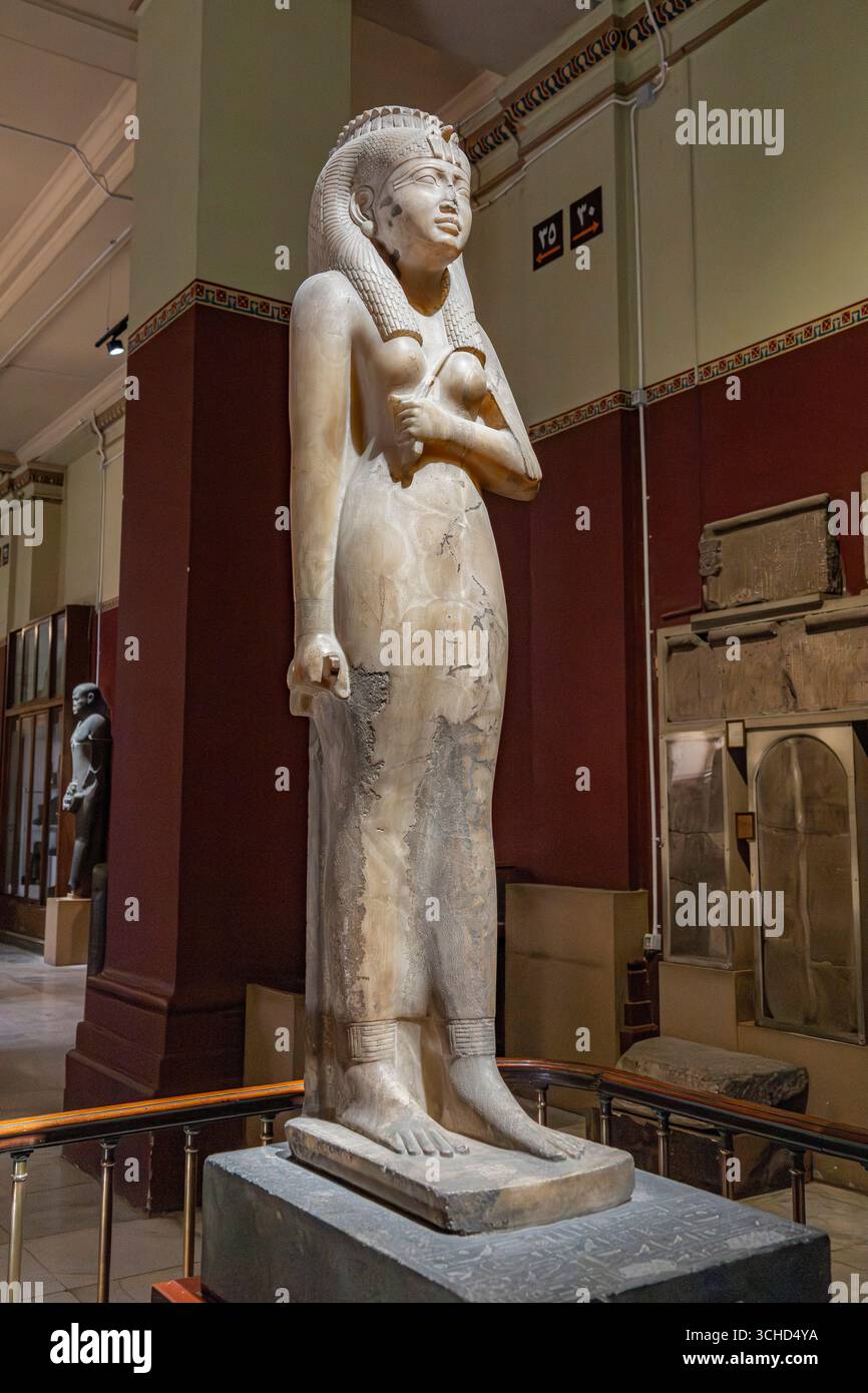 Egyptian Museum(Cairo museum), statue of Amenirdis(wife of Amun), Nubian 25th dynasty, Cairo, Egypt, North Africa, Africa Stock Photo